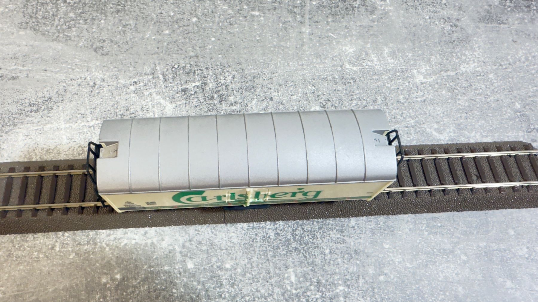 Lima Modelleisenbahnen: Lima Carlsberg H0 / DC – Gebraucht aus Windlach von Kelebra 6