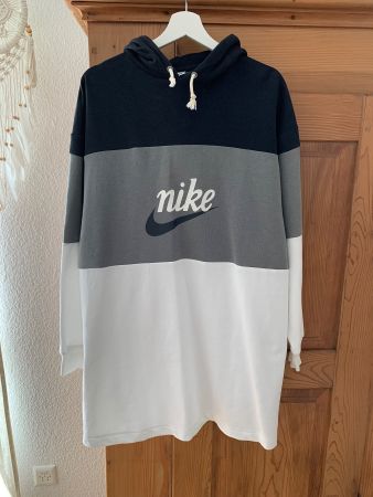 Nike Sweatkleid