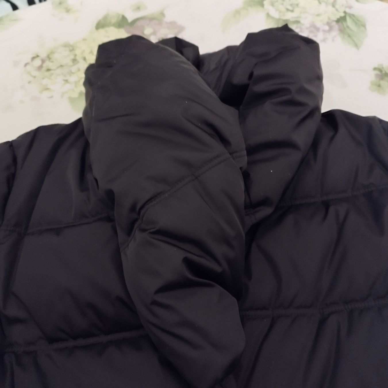 Givenchy Giacche: GIVENCHY Daunen Jacke gr 42 fr. – Nuovo (secondo la descrizione) da Basel venduto da pro_79rs 1