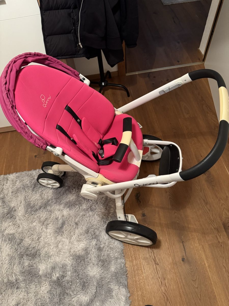 Poussette: Kinderwagen – D'occasion à Interlaken par JxS_qws7