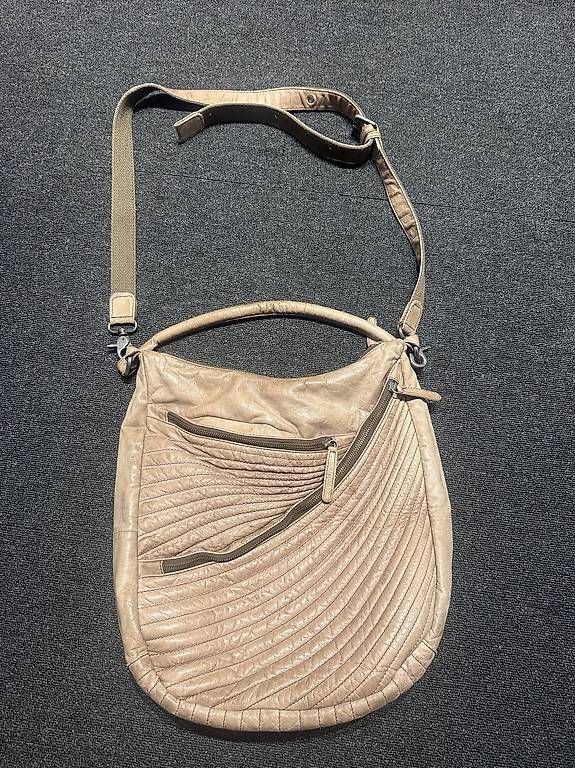Borse da donna: Schultertasche Fredsbruder – Usato da Hütten venduto da Mber80