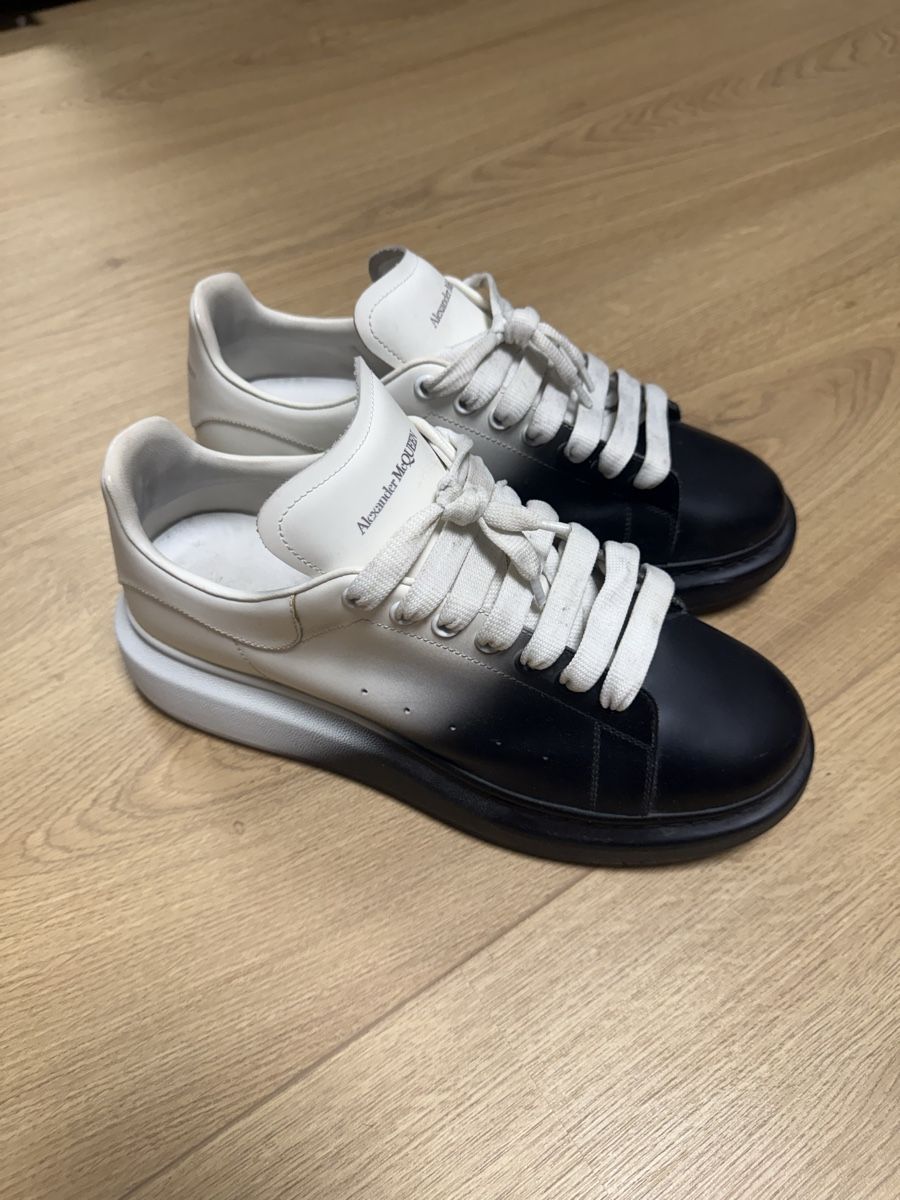 Alexander Mcqueen Scarpe da uomo: Alexander McQueen – Usato da Echandens venduto da Milos.24