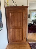 Schrank Holz