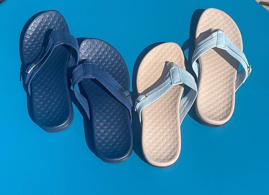 Scarpe da donna: Neue Sommersandalen, Gr 35 – Usato da Steffisburg venduto da thomnes 1