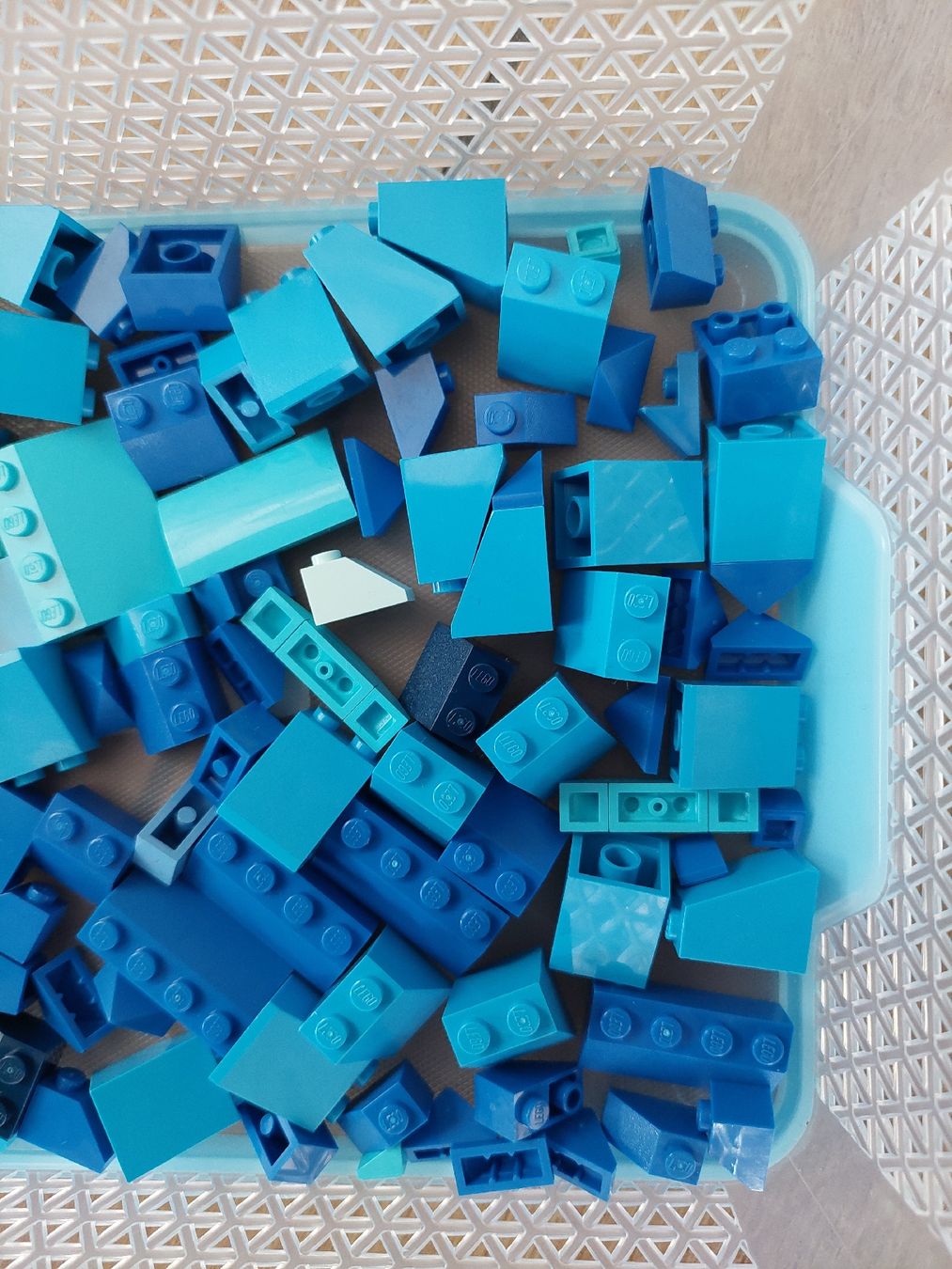 Lego Giocattoli: Lego Steine Blautöne – Usato da Zetzwil venduto da sti_x9xf 1