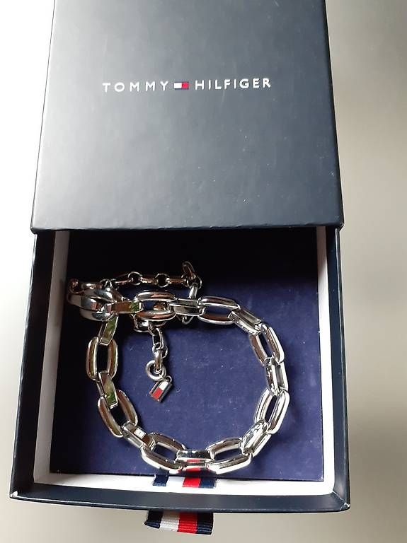 Catenine: Tommy Hilfiger Damenkette – Usato da Brittnau venduto da Gismo2012