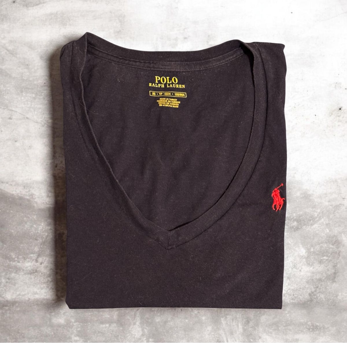 Ralph Lauren T-shirt: T-shirt Ralph Lauren – Nuovo (secondo la descrizione) da Châtel-St-Denis venduto da Montclair_Swiss