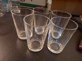 18 Wassergläser, Saftgläser - zeitloses Design!