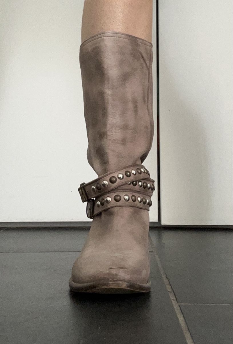 Damenschuhe: Stivali con borchie – Gebraucht aus Gordola von arizi_shop 2