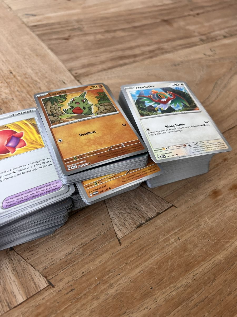 Pokémon Carte collezionabili: Prismatic Evolution Bulk, über 350 Karten, Englisch NM – Nuovo (secondo la descrizione) da Zollikon venduto da inf_l5jd 3