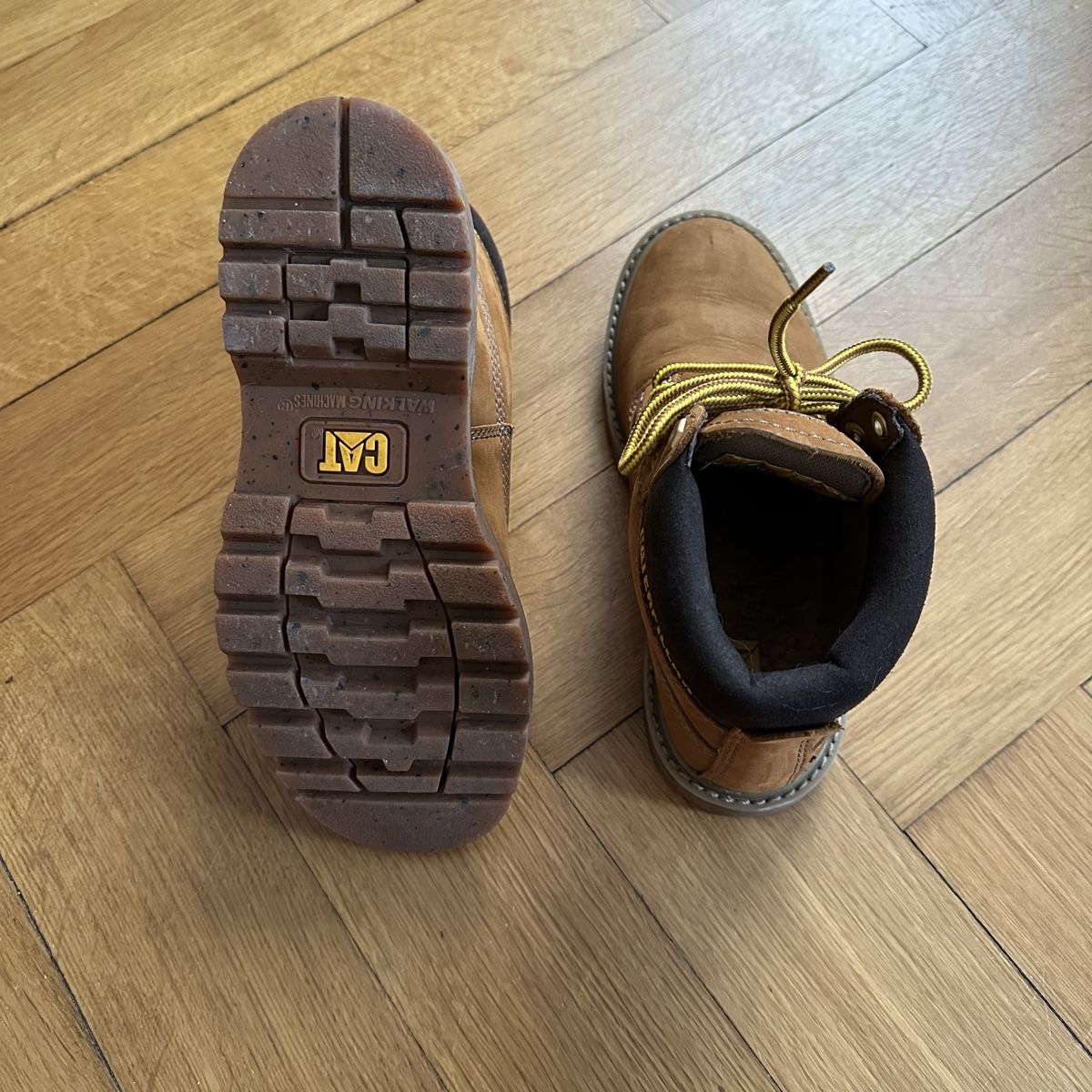 Caterpillar Scarpe da uomo: Chaussures Caterpillar 39 – Usato da Yverdon-les-bains venduto da Tulipe24 2