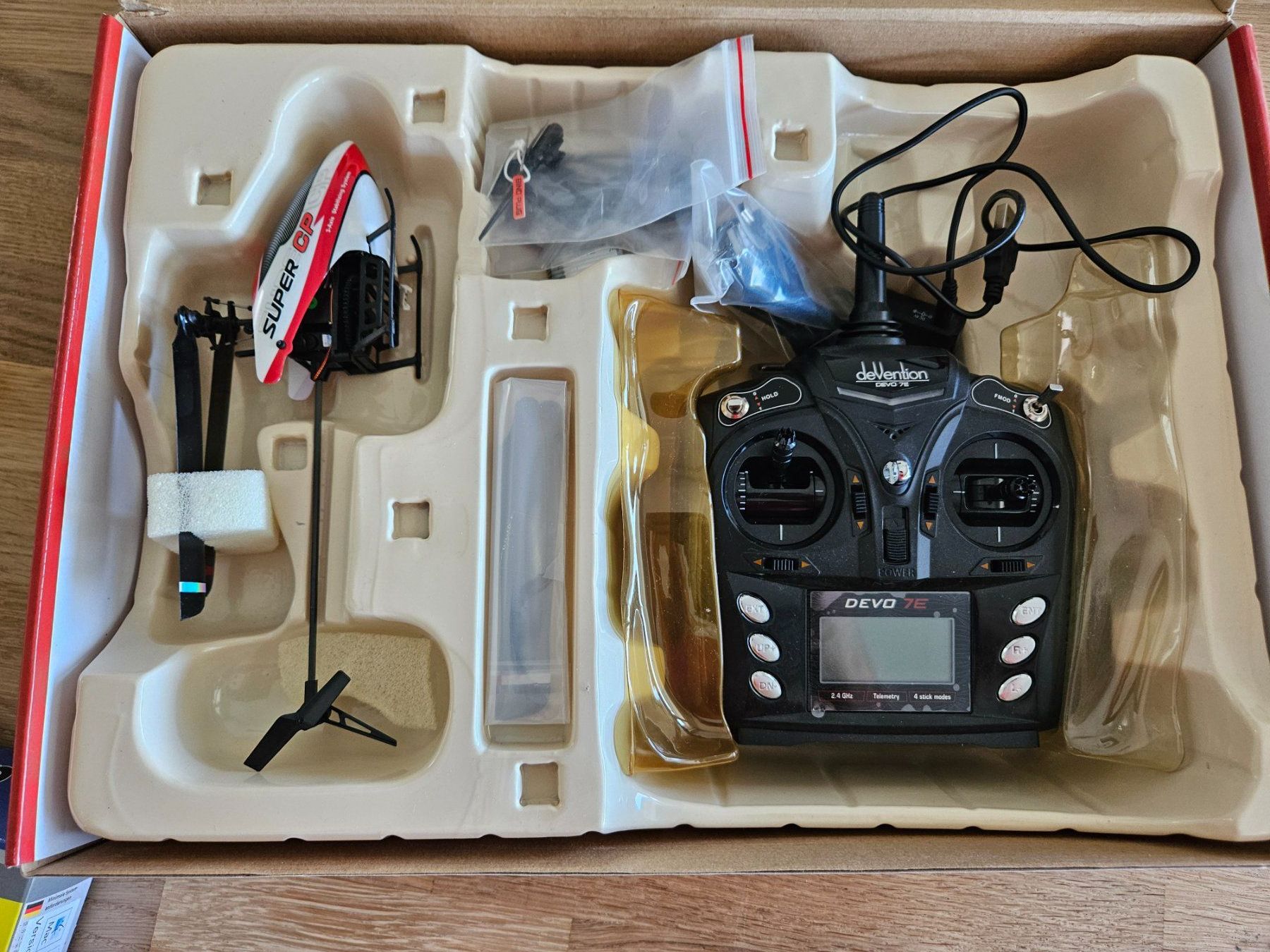 Walkera RC Modellbau: RC Helikopter WALKERA Super CP mit Devo 7E Transmitter – Neu (gemäss Beschreibung) aus Bolligen von Sasmeier 6