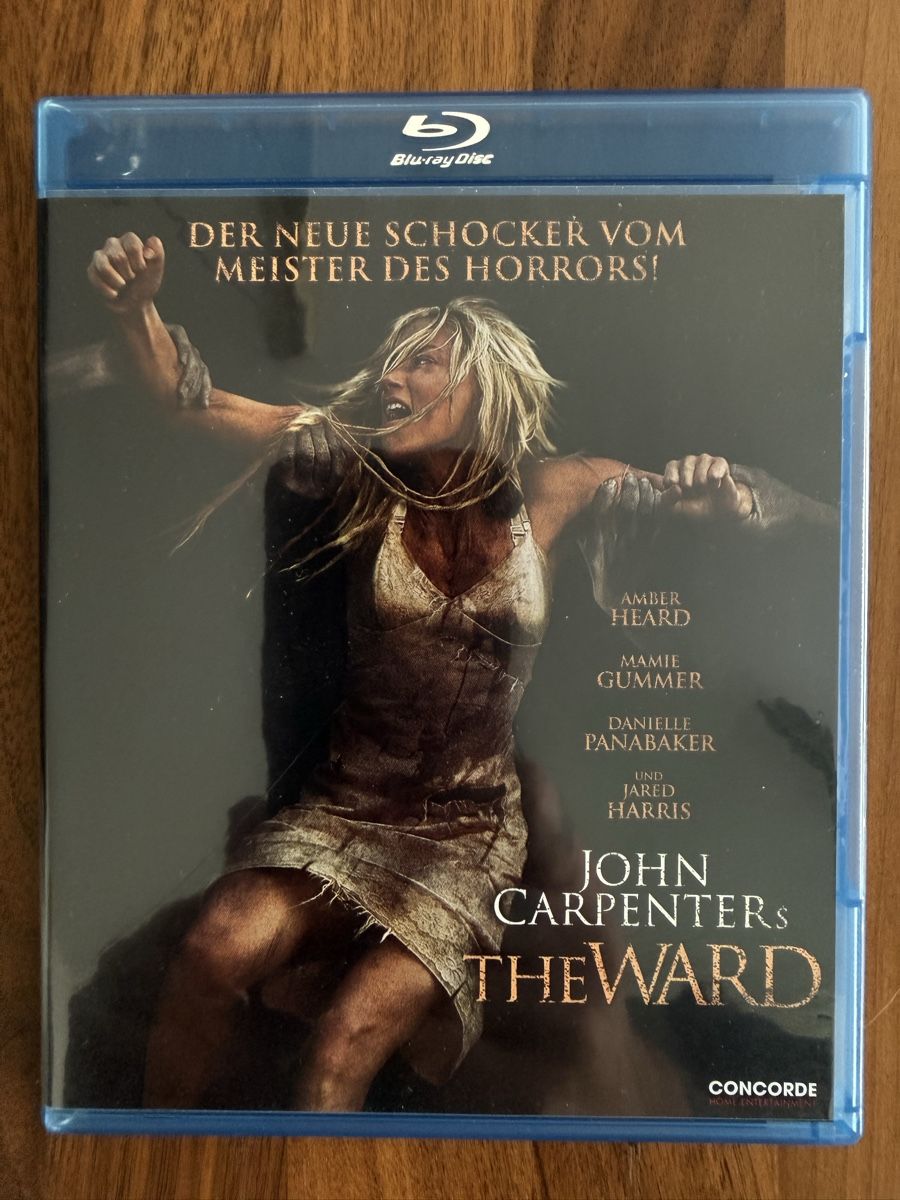 Tous les DVDs: John Carpenter‘s The Ward Blu Ray – D'occasion à Dübendorf par CellarSeller
