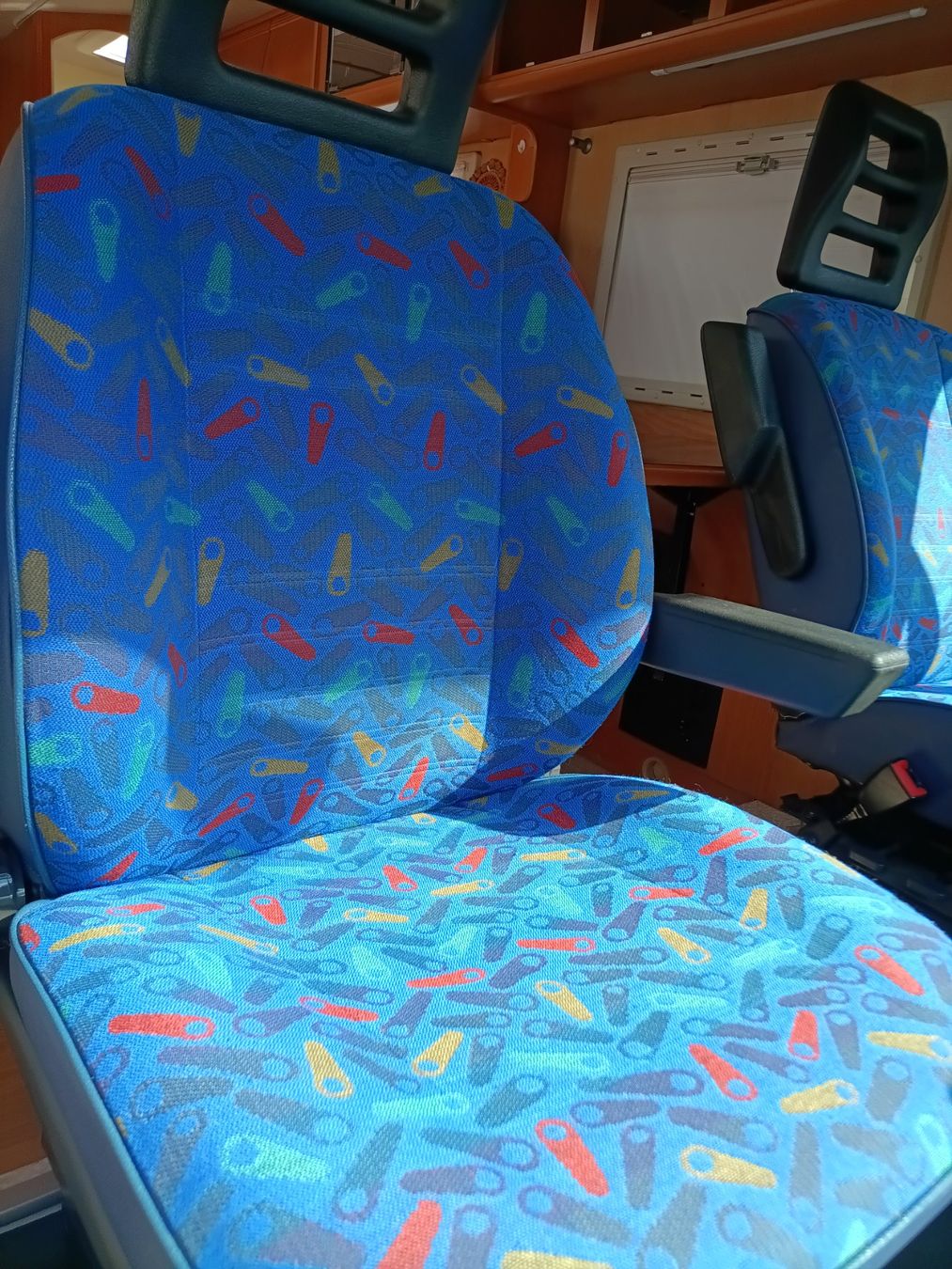 Pilot Veicoli da campeggio: Wohnmobil Pilot Pacific 690, Ducato 2.8JTD – Usato da Heiden venduto da Leogaggenau-1 4