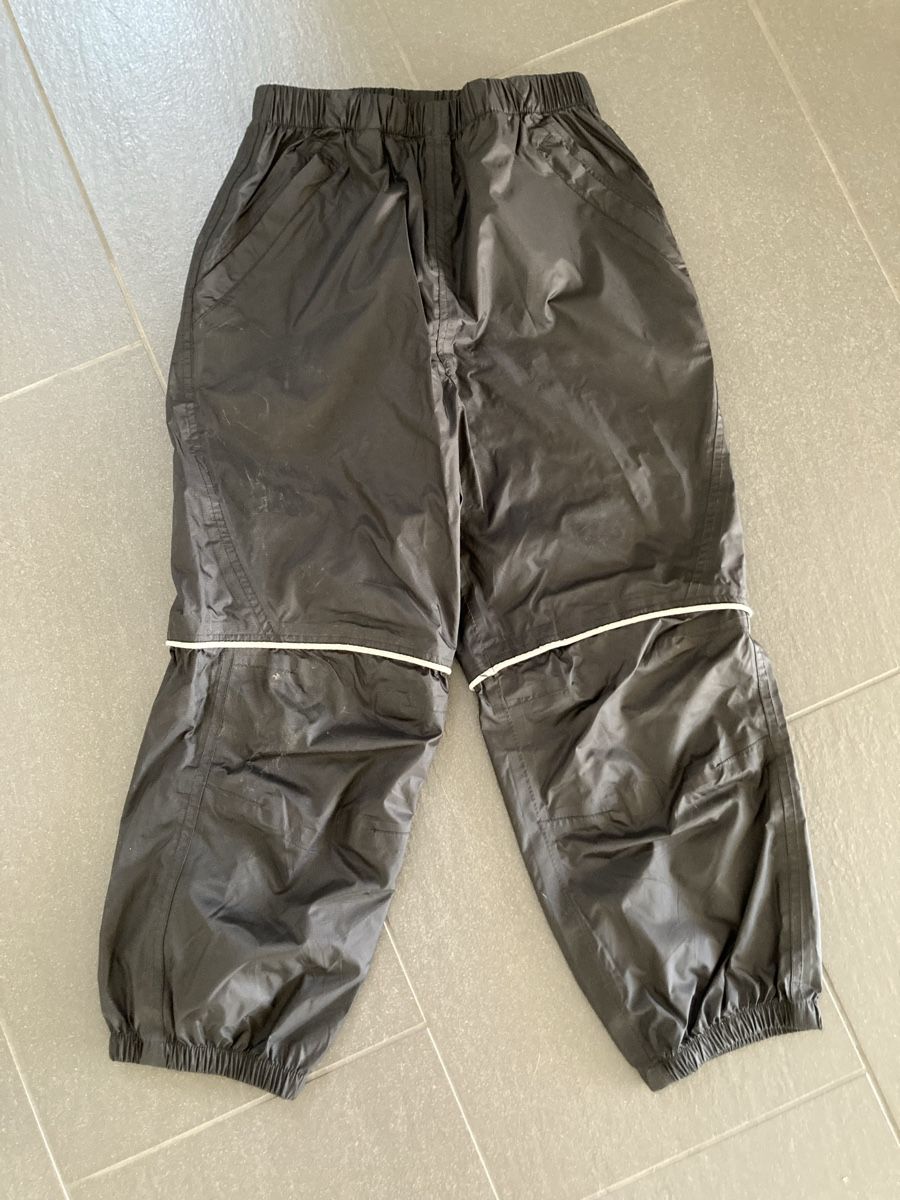 Pantaloni: Regenhose Gr. 134/140 – Usato da Eschenbach SG venduto da 12seasons