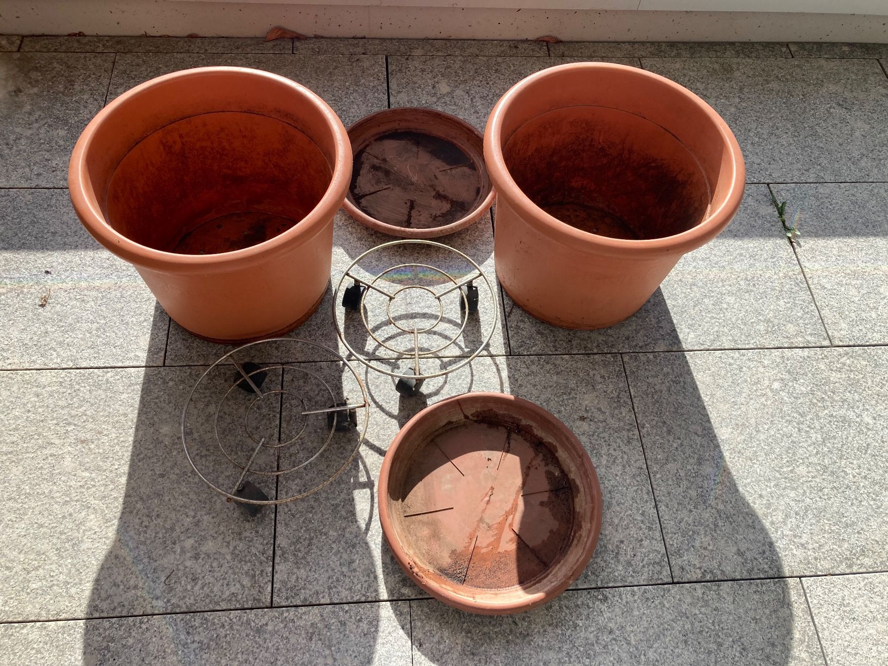 Vasi per fiori: Grosses Pflanzentopfset Kunststoff – Usato da Schlierbach venduto da Tinawind35 1