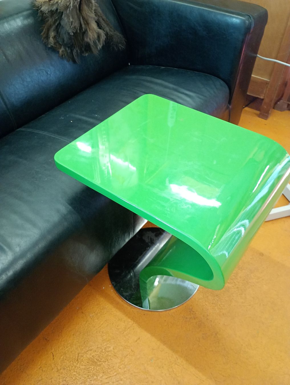 Tutte le decorazioni: Beistelltisch Design Tisch grün Chrom Glanz 54cm lang – Usato da Dietikon venduto da zin_ld8v