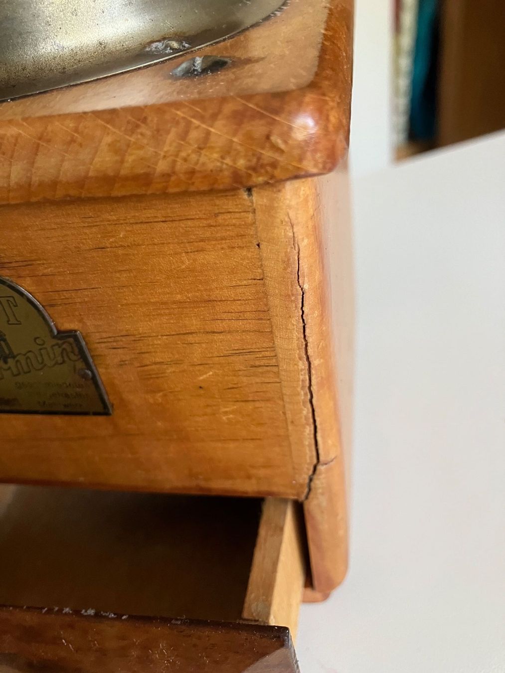 Tutte le decorazioni: Alte Kaffeemühle als Deco – Usato da Bättwil venduto da Profi44 1