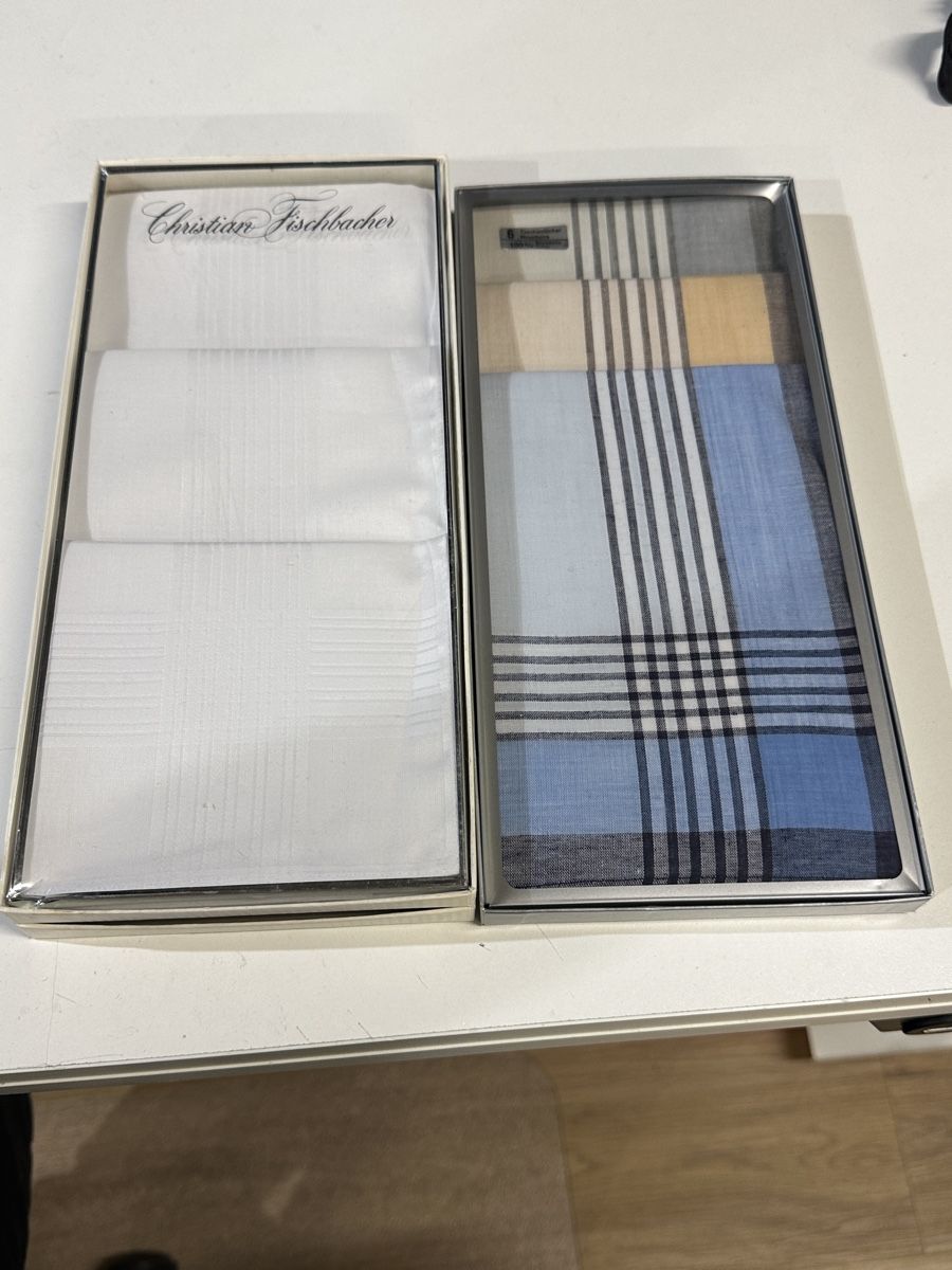 Altro in  Abbigliamento & Accessori: Christian Fischbacher – Nuovo e nell'imballaggio originale da Reinach BL venduto da Tropic_Paradise