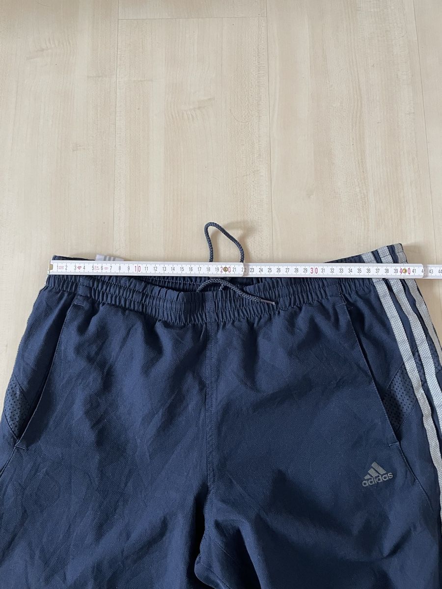 Adidas Pantaloni: Adidas Hose - Navy Blue – Usato da Bremgarten AG venduto da fhr.11 2