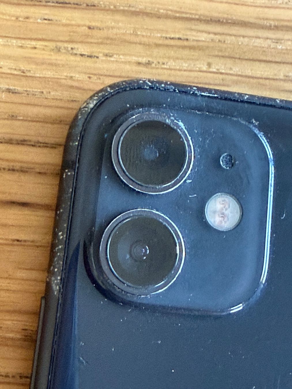 Apple Telefoni cellulari / Smartphones: Apple iPhone 11 256GB, Display Riss – Usato da Baden venduto da networm3000 3