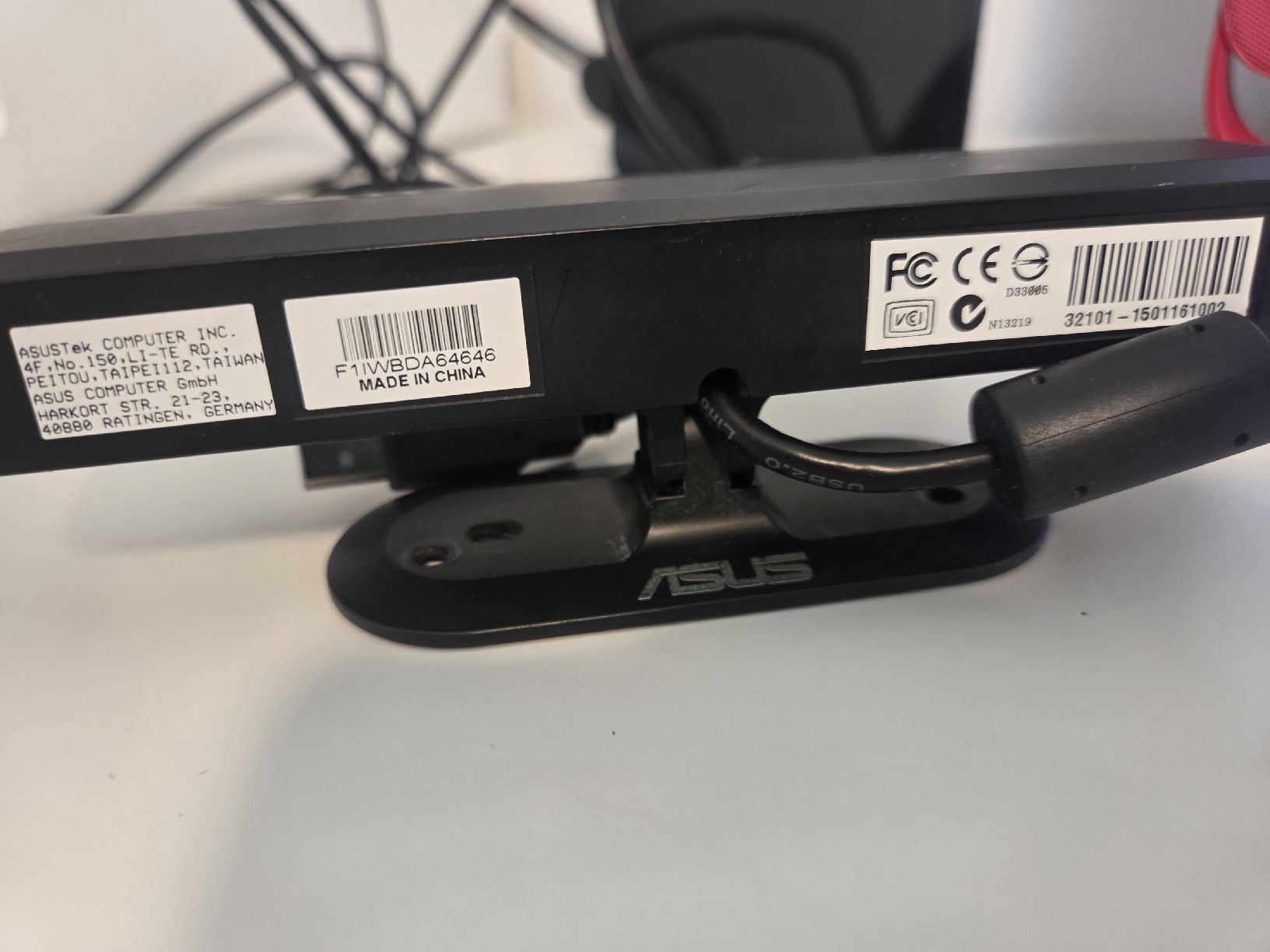Asus Webcams: ASUS Xtion Pro Live 3D Sensor, gutem Zustand, gebraucht – D'occasion à Flawil par Hamdia12 3