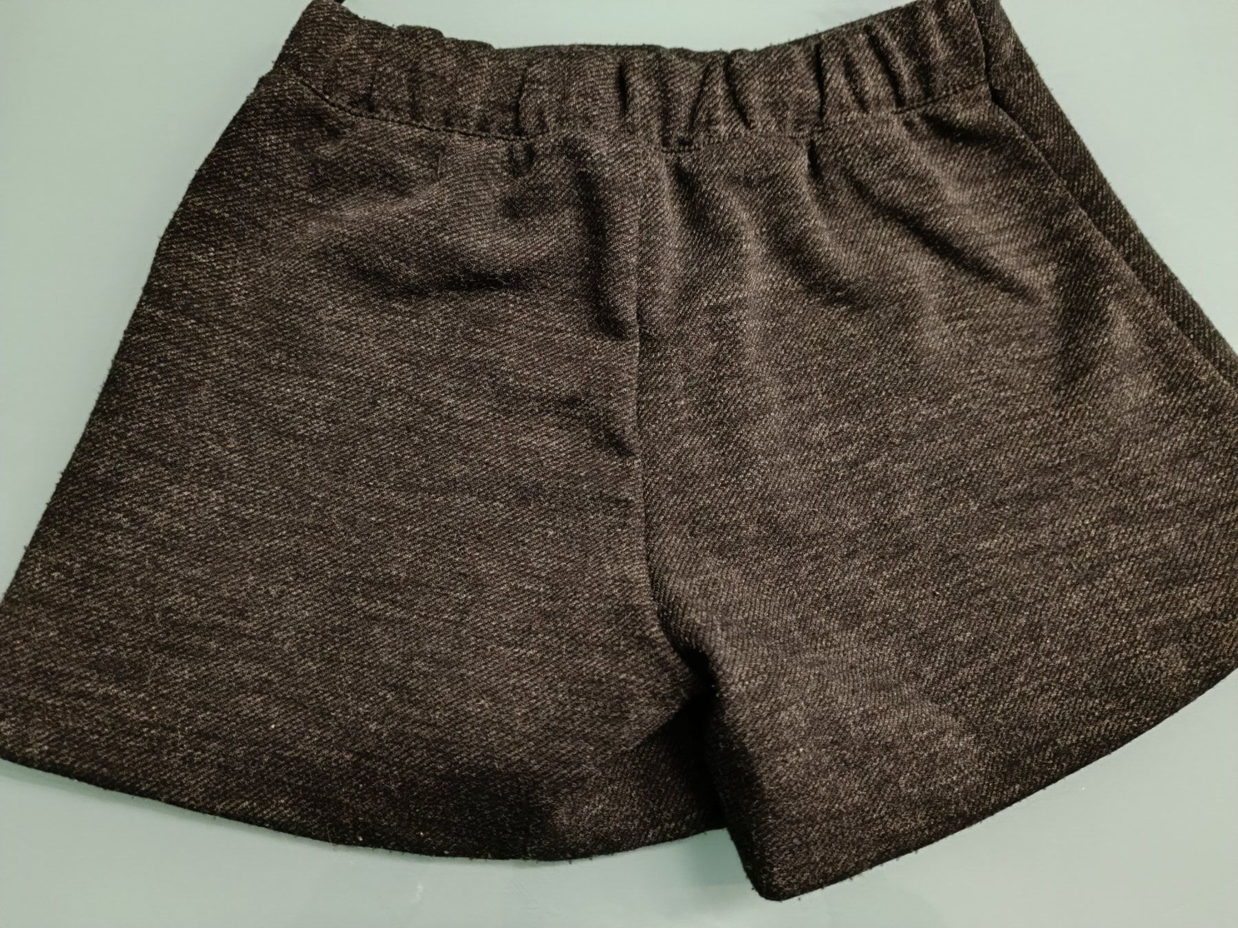 Pantaloni: Hello Kitty Skort 122 – Usato da Wohlen AG venduto da Fabe3 2