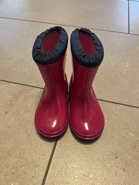 Schuhe für Jungen: Gummistiefel, Gr. 20, neu – Gebraucht aus Glarus von tuwasduliebst 1