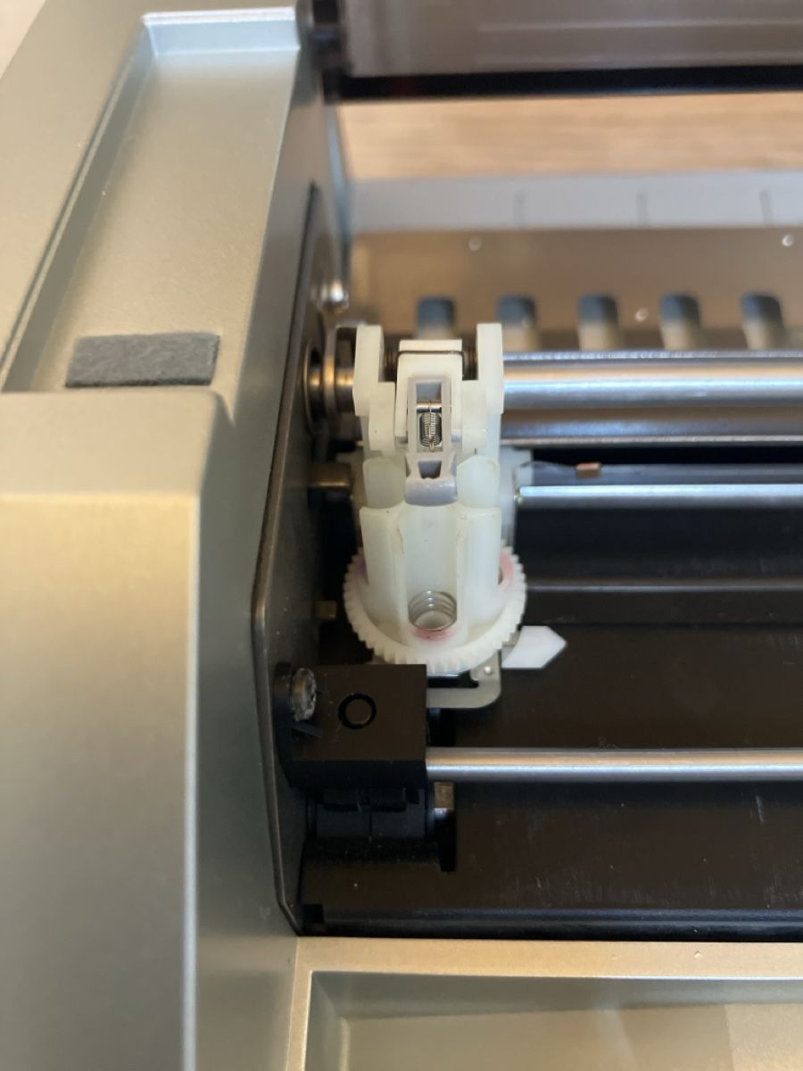 Sharp Stampanti: Sharp CE-516P Color Plotter Printer – Difettoso da Uster venduto da Piedro 2