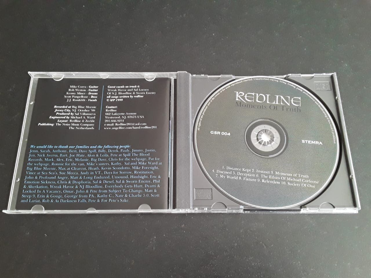 CD: Redline - Moments Of Truth – Usato da Lenzburg venduto da Sepulmander 1
