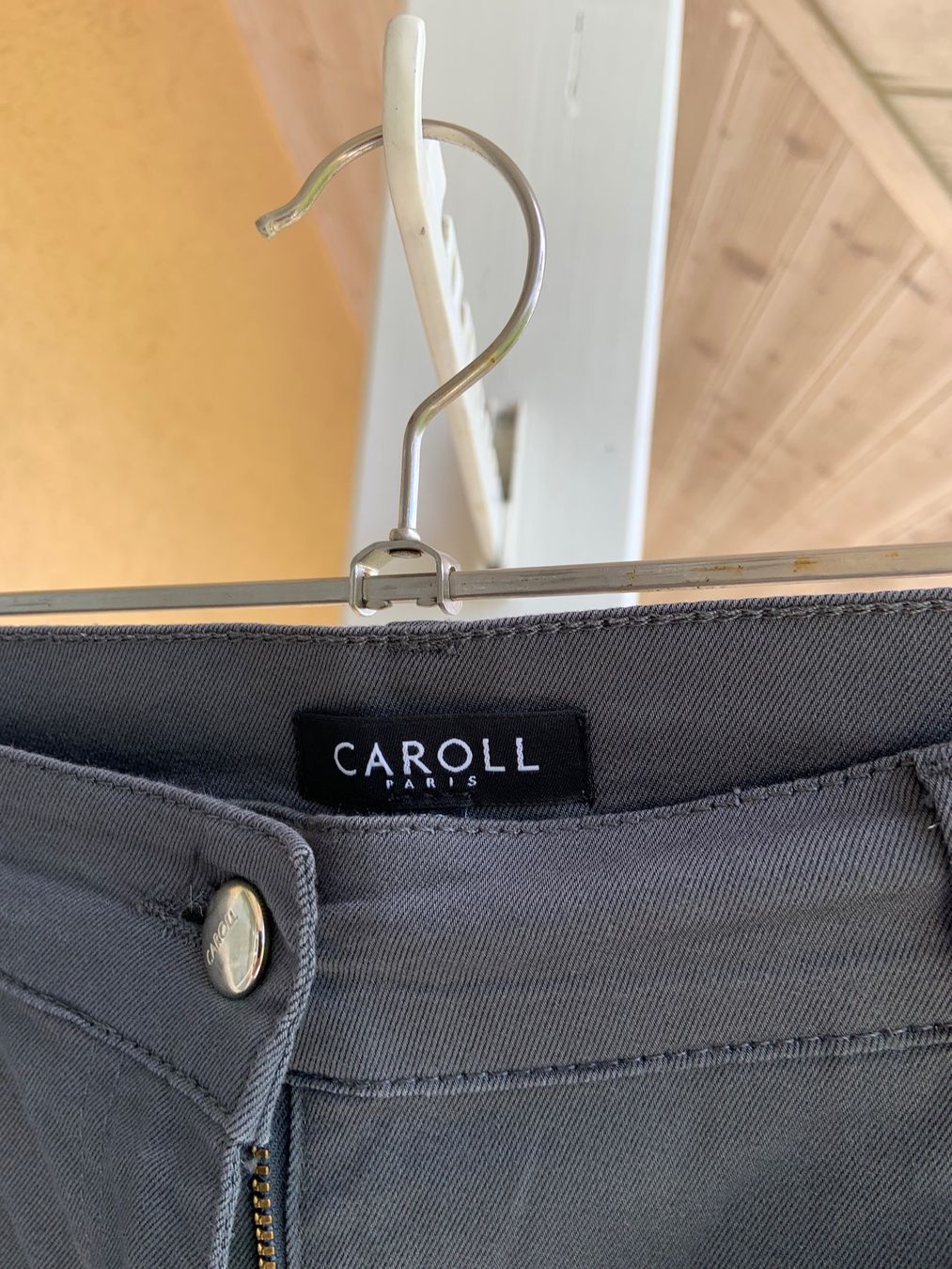 Caroll Hosen: Pantalon CAROLL – Gebraucht aus Ecublens VD von timily 2