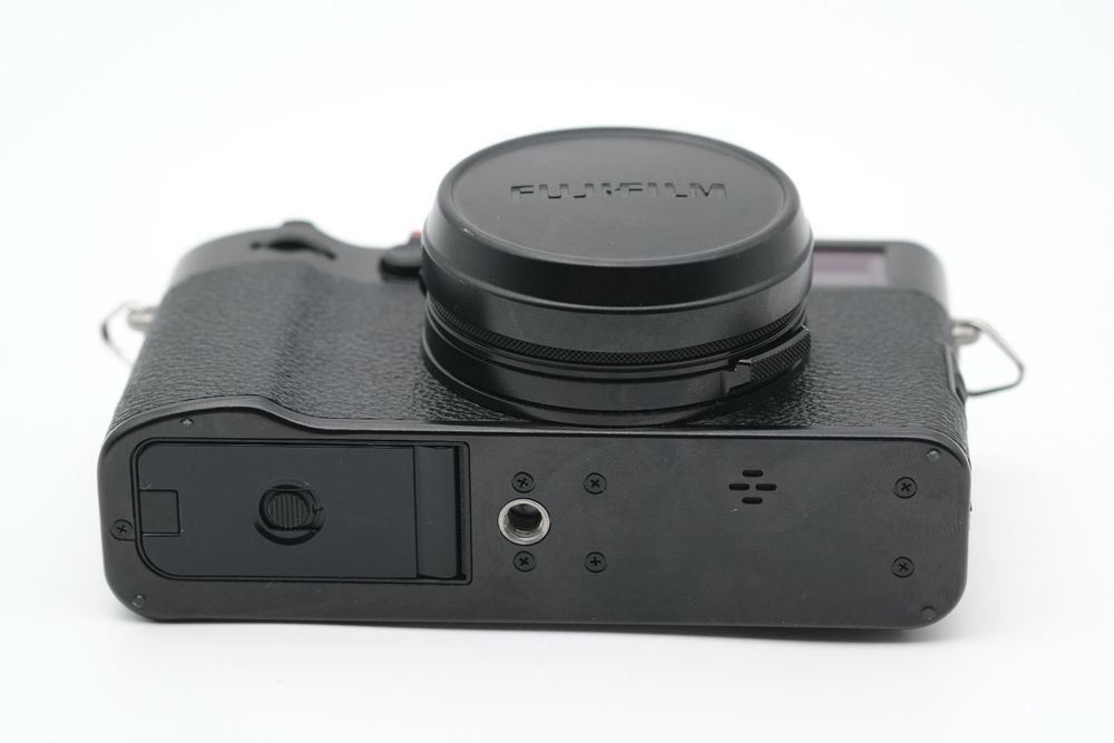 Fujifilm Kamera: Fujifilm X100V Schwarz – Gebraucht aus Horgen von Boomoyo 2