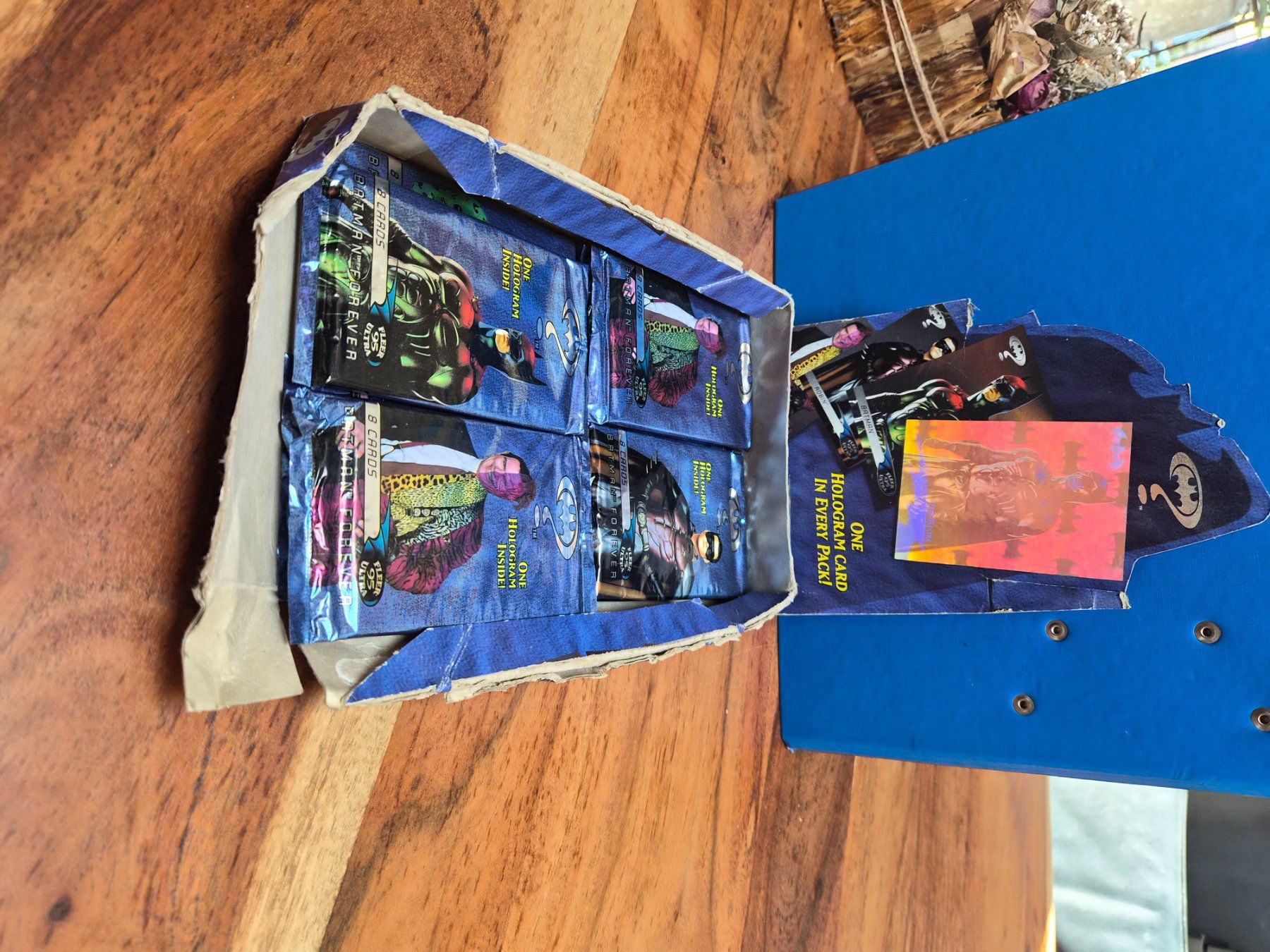 Cartes à collectionner: TRADING CARDS BATMAN FOREVER 1995 – Neuf avec emballage d'origine à Schönenberg ZH par heaangst 2