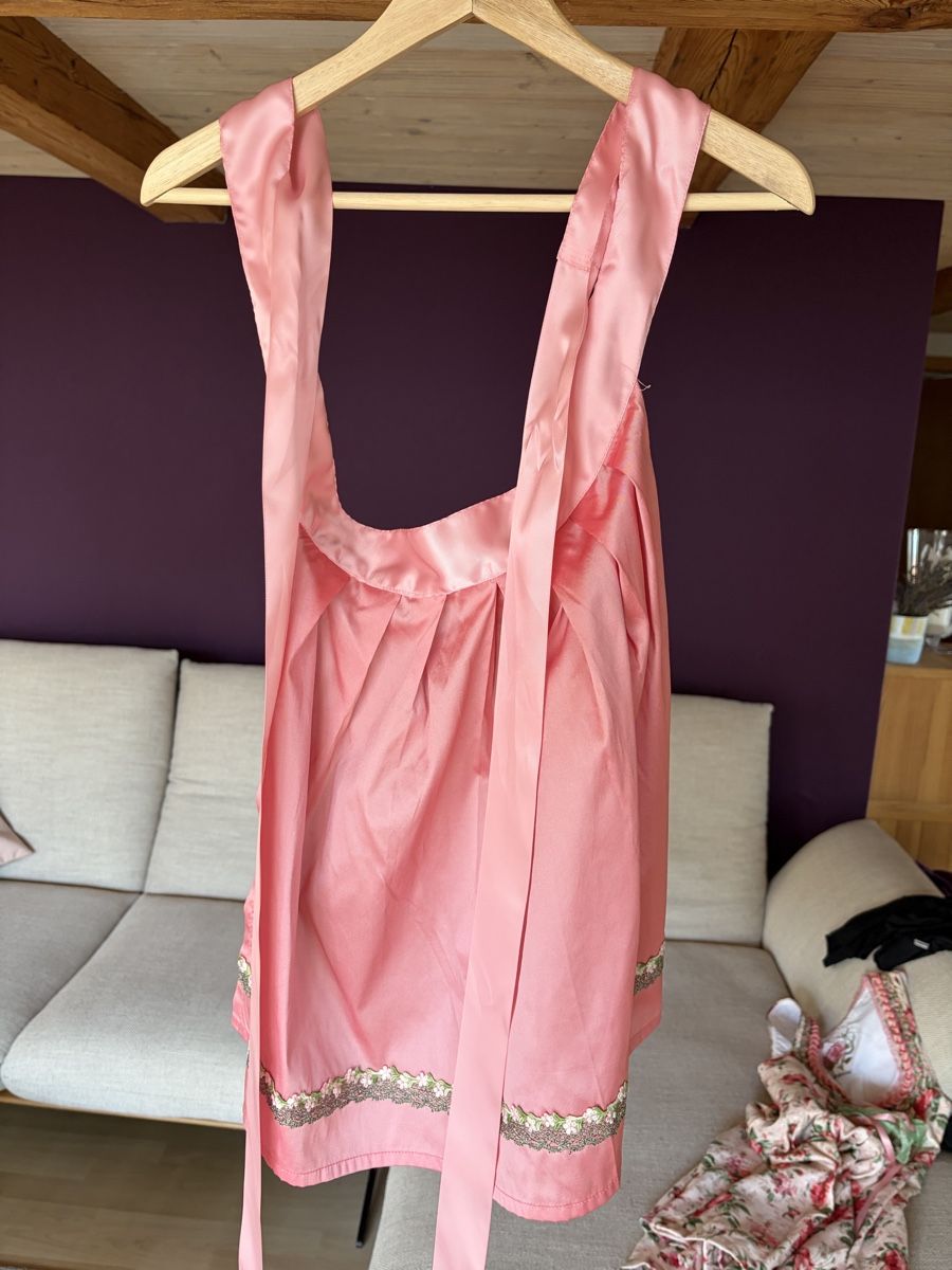 Kleider: Dirndl mit Blumenmuster von Stockerpoint - neuwertig – Neu (gemäss Beschreibung) aus Römerswil LU von mr-max11 4