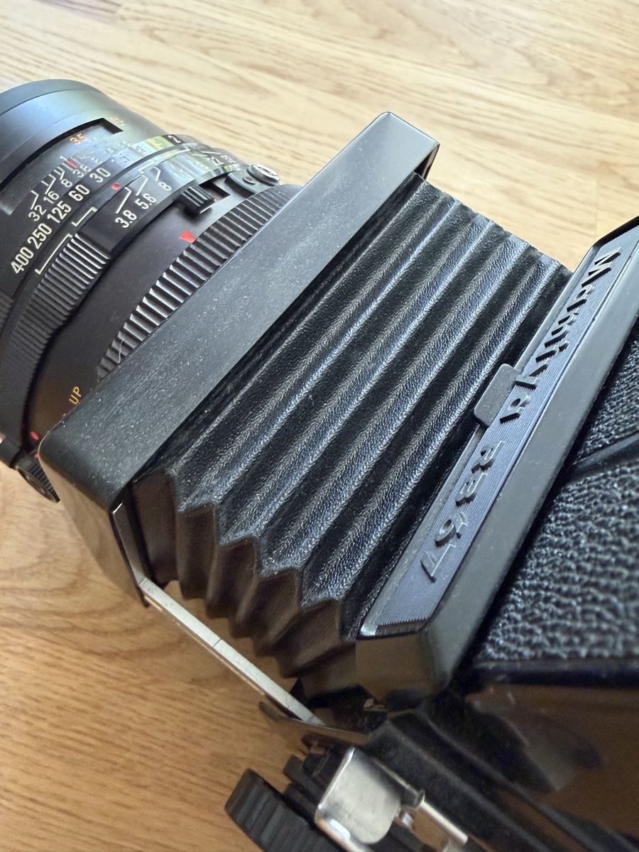 Mamiya Fotocamera: Mittelformatkamera Mamiya RB67 Pro-S mit 127mm Objektiv – Usato da Bern venduto da Photosimone 3