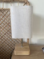 2x bedside lamps 