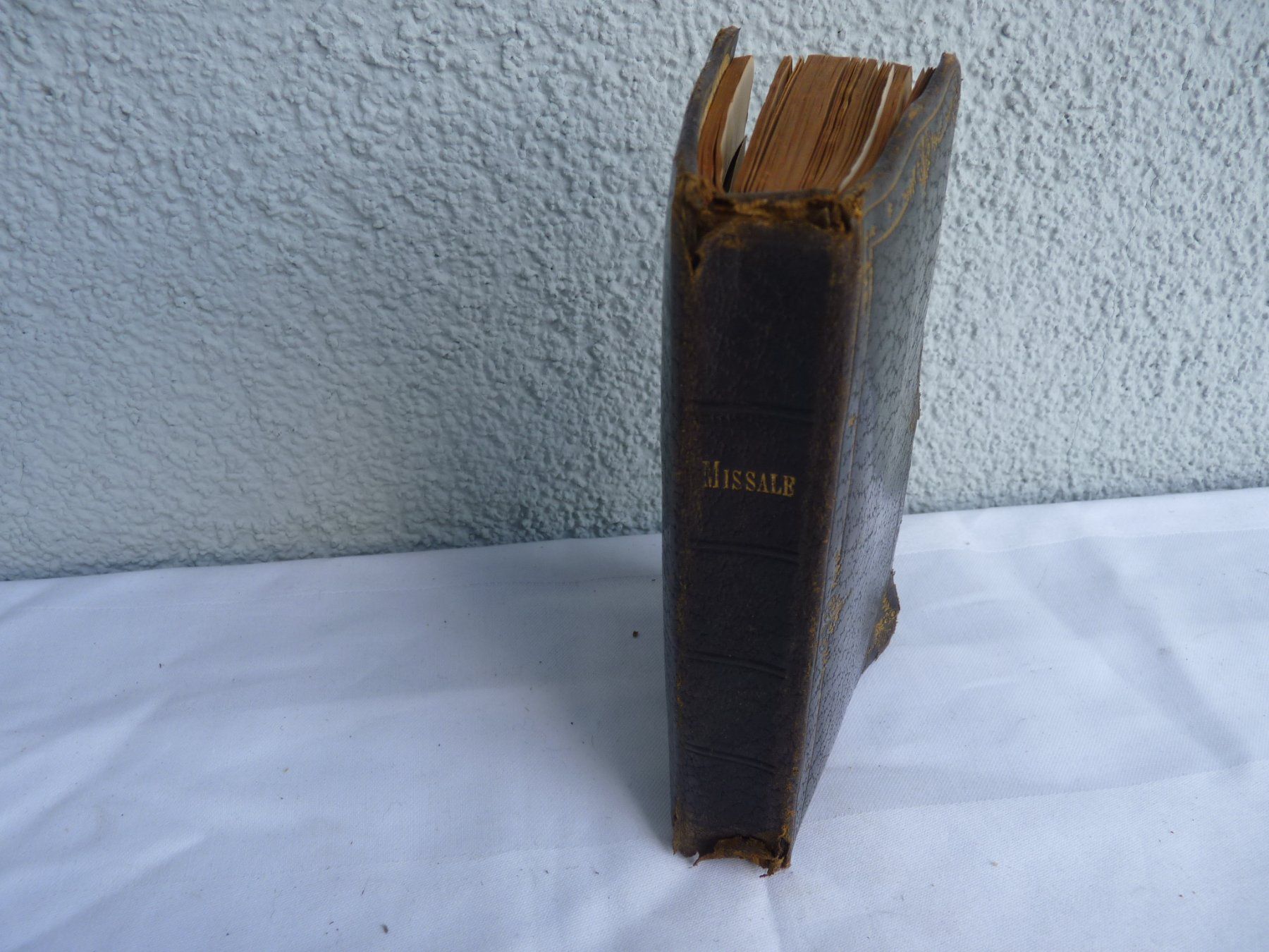 Bücher: Antikes Büchlein "MISSALE" mit Abbildungen 1922 – Gebraucht aus Küsnacht ZH von zoliboli01 1