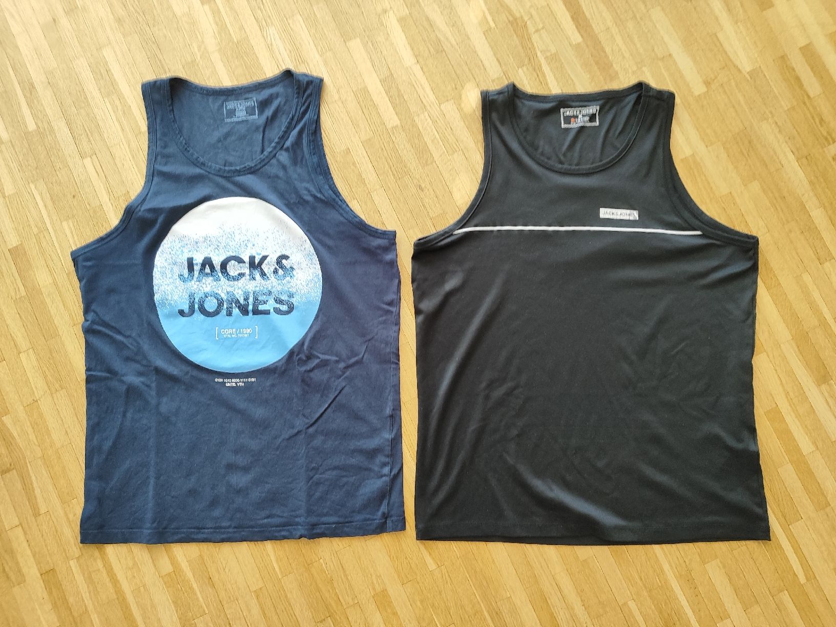 Jack & Jones Lotti di vestiti: Duo de débardeurs Jack & Jones Taille  – Usato da Ursy venduto da Sebastien-85