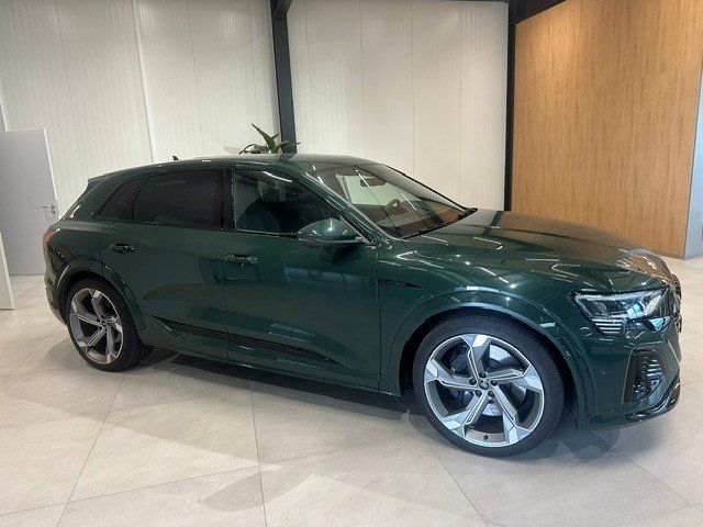 Audi Automobili: Audi SQ8 e Tron quattro     1800 kg Anhängelast – Usato da Oberriet SG venduto da jeepv8