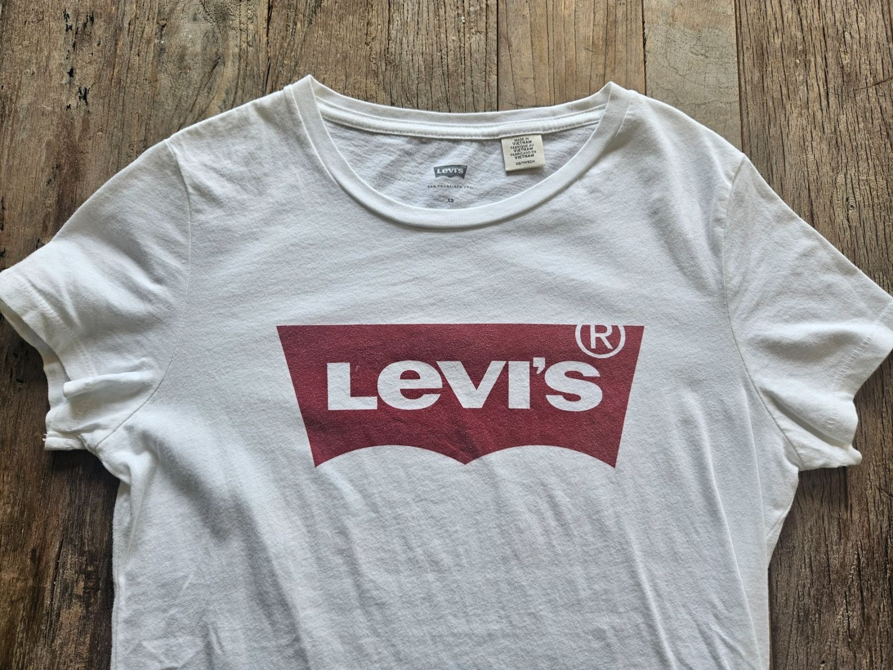 Levi's T-shirt: Levi's T-Shirt XS – Usato da Luzern venduto da schuhparadies159 4