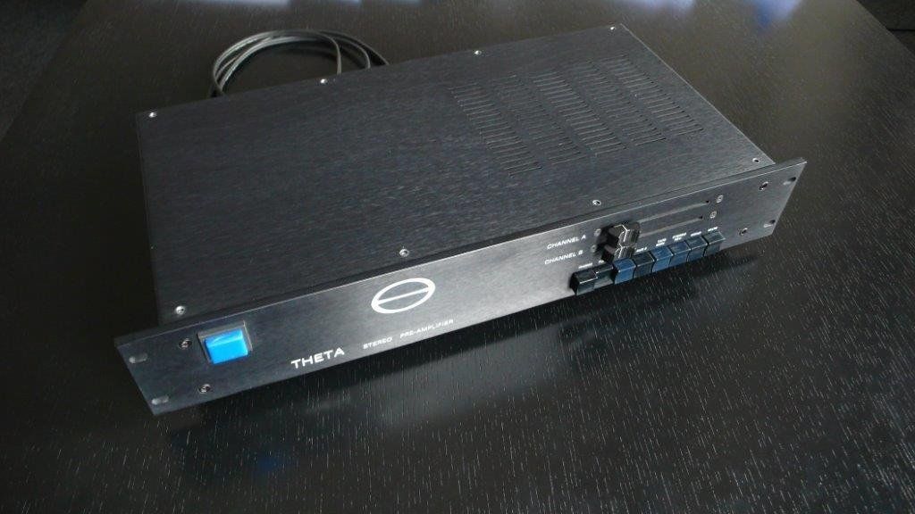 Amplificatori: Theta Tube Stereo Pre-Amplifier – Usato da Oberengstringen venduto da Beatricen_64 2