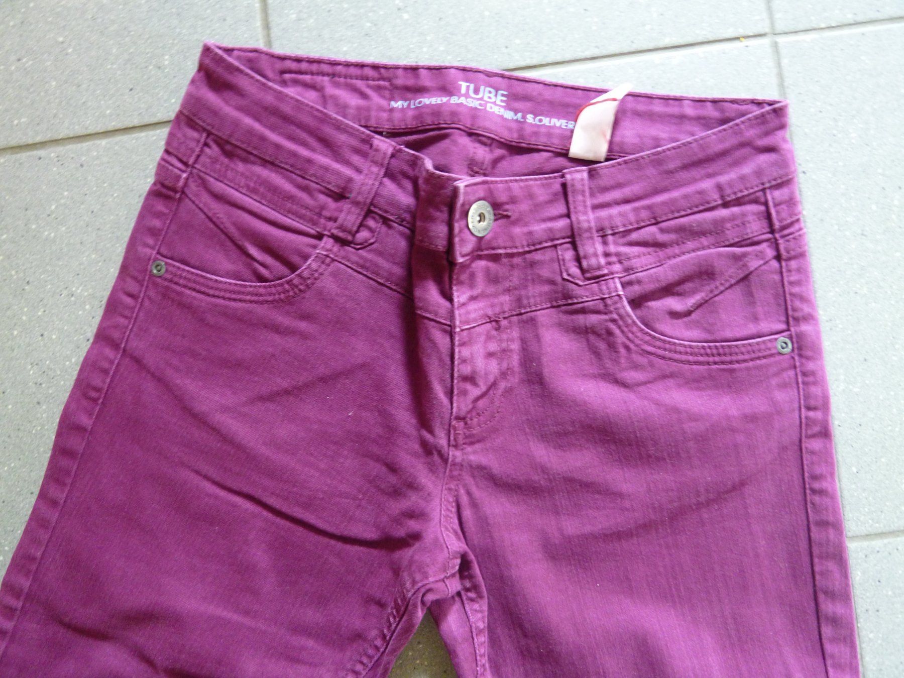 S.Oliver Pantaloni: violette Hose TUBE  34 32 s.Oliver – Usato da Dättlikon venduto da Mamakuga 2