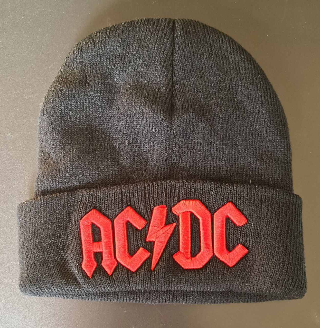 Altro in  Abbigliamento & Accessori: AC/DC - Logo Kappe / Mütze – Nuovo e nell'imballaggio originale da Büren an der Aare venduto da Wir1