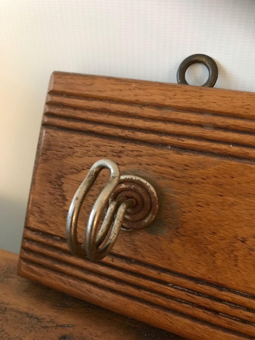 Garderobe: Antike Garderobe Hakenleiste – Gebraucht aus Rapperswil SG von cosiba01 1