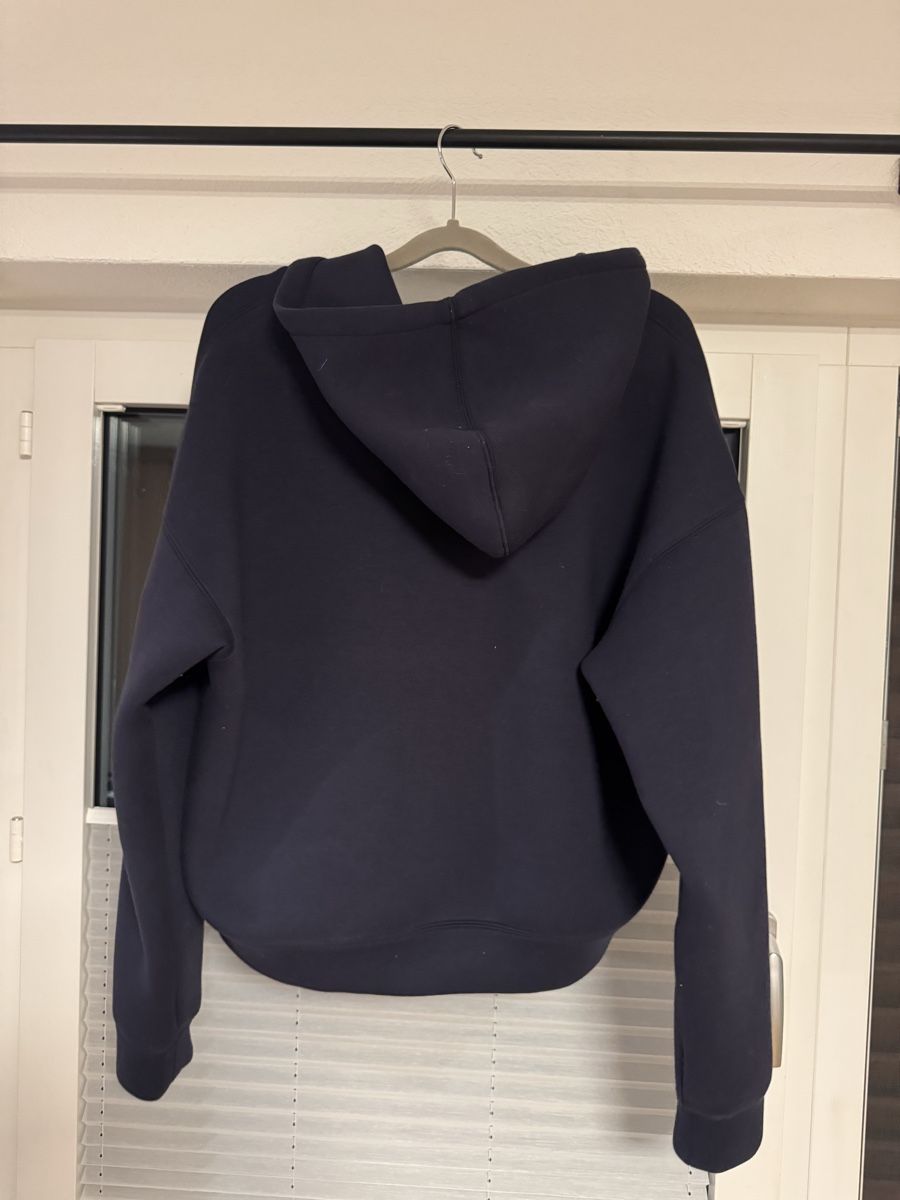 Weekday Maglioni & Felpe: Weekday Scuba Zip Hoodie – Usato da Grüningen venduto da Jimmy20 3