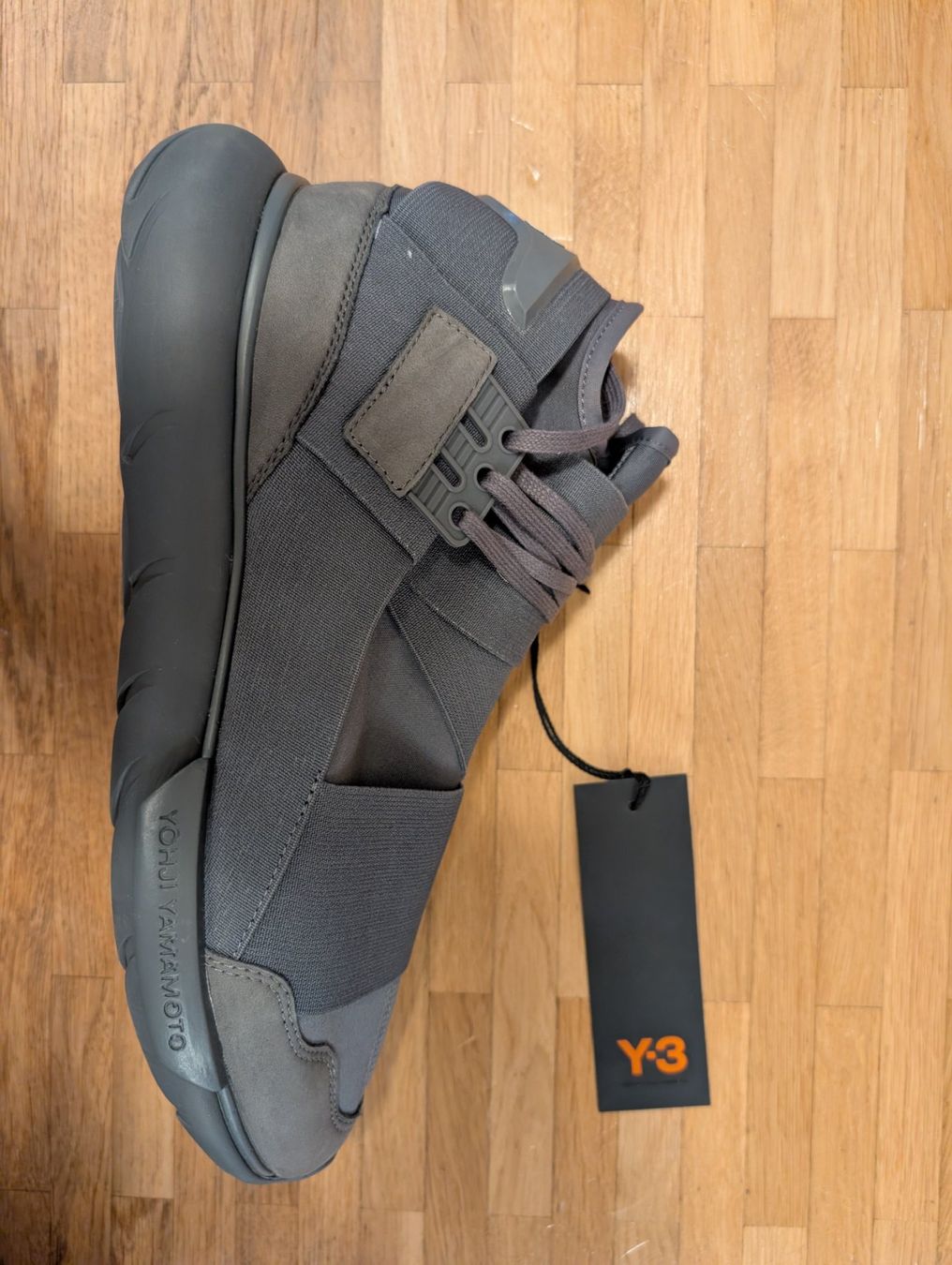 Y-3 Scarpe da uomo: Y-3 Qasa High Visa Gray Size 10 – Nuovo e nell'imballaggio originale da Dietikon venduto da jak_rs6v 3