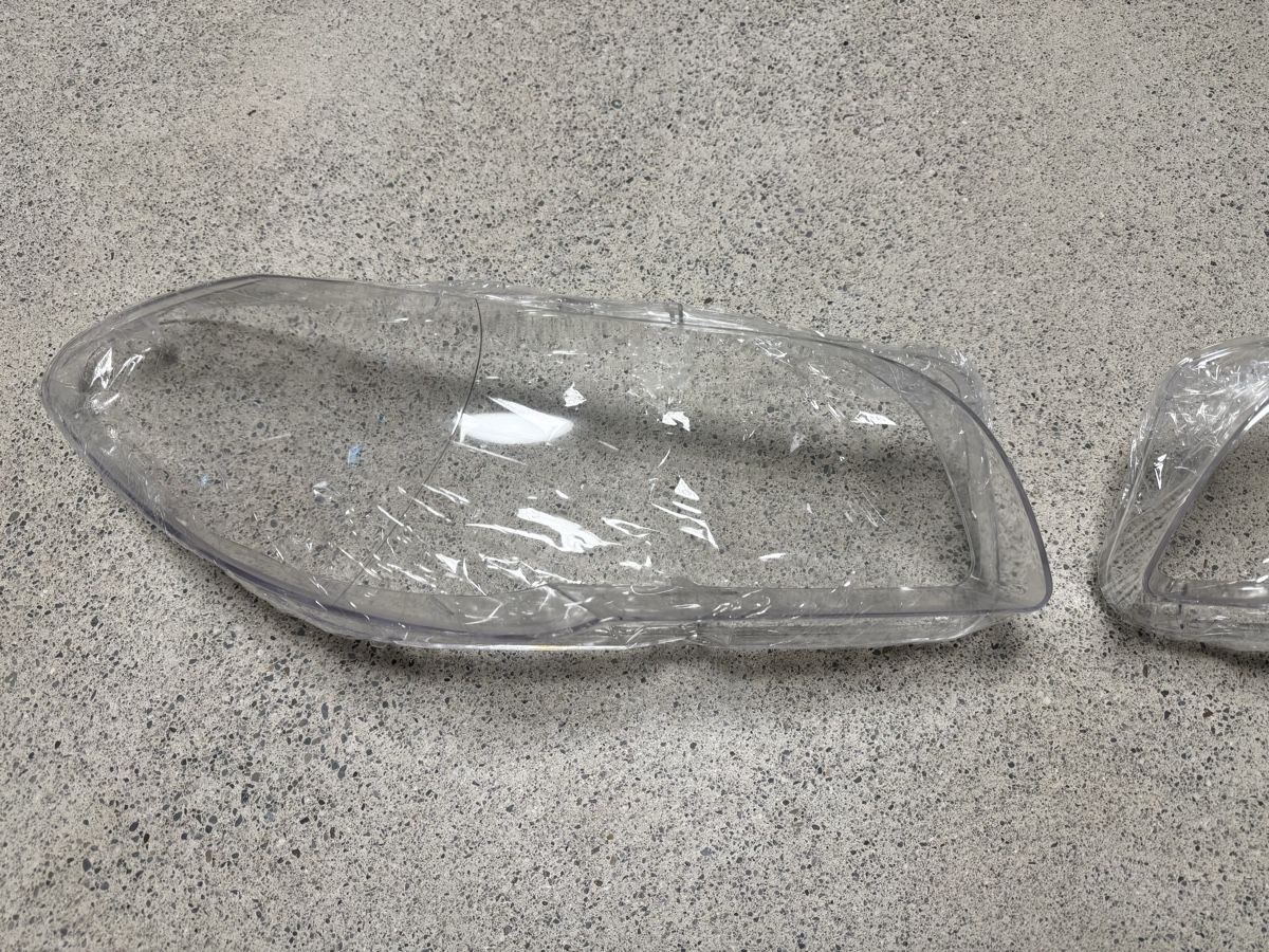 BMW Tutti pezzi di ricambio auto: Scheinwerfer Glas Bmw F10 NEU – Nuovo e nell'imballaggio originale da Meilen venduto da SimoKutlin46 1