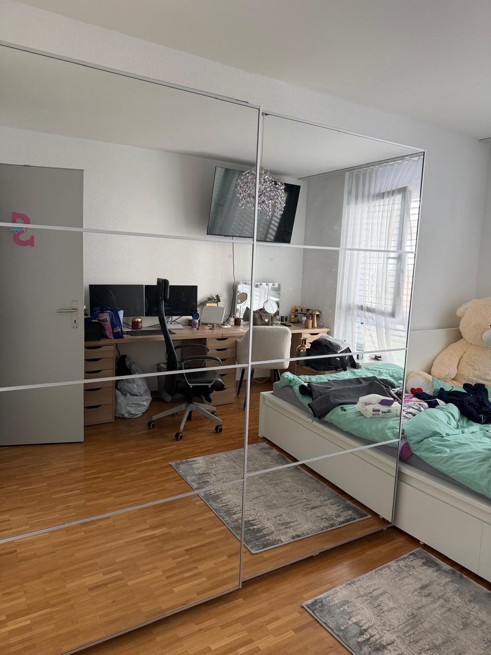 Ikea Armadi: IKEA PAX Kleiderschrank Weiss H 200cm, B 200cm, T 60cm – Usato da Schlieren venduto da Sniho