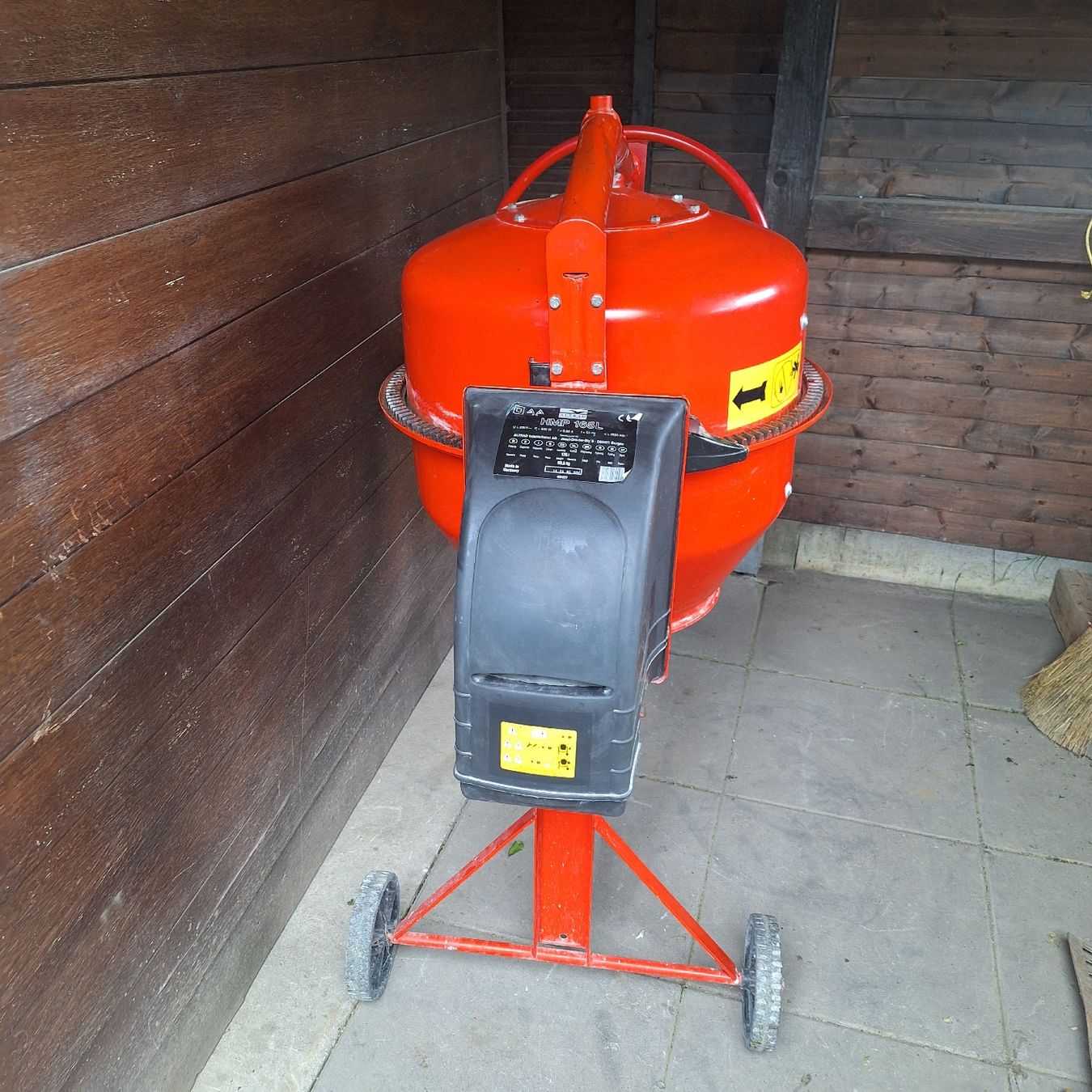 Tutte le macchine: Betonmischer  – Usato da Winterthur venduto da v-t88 2
