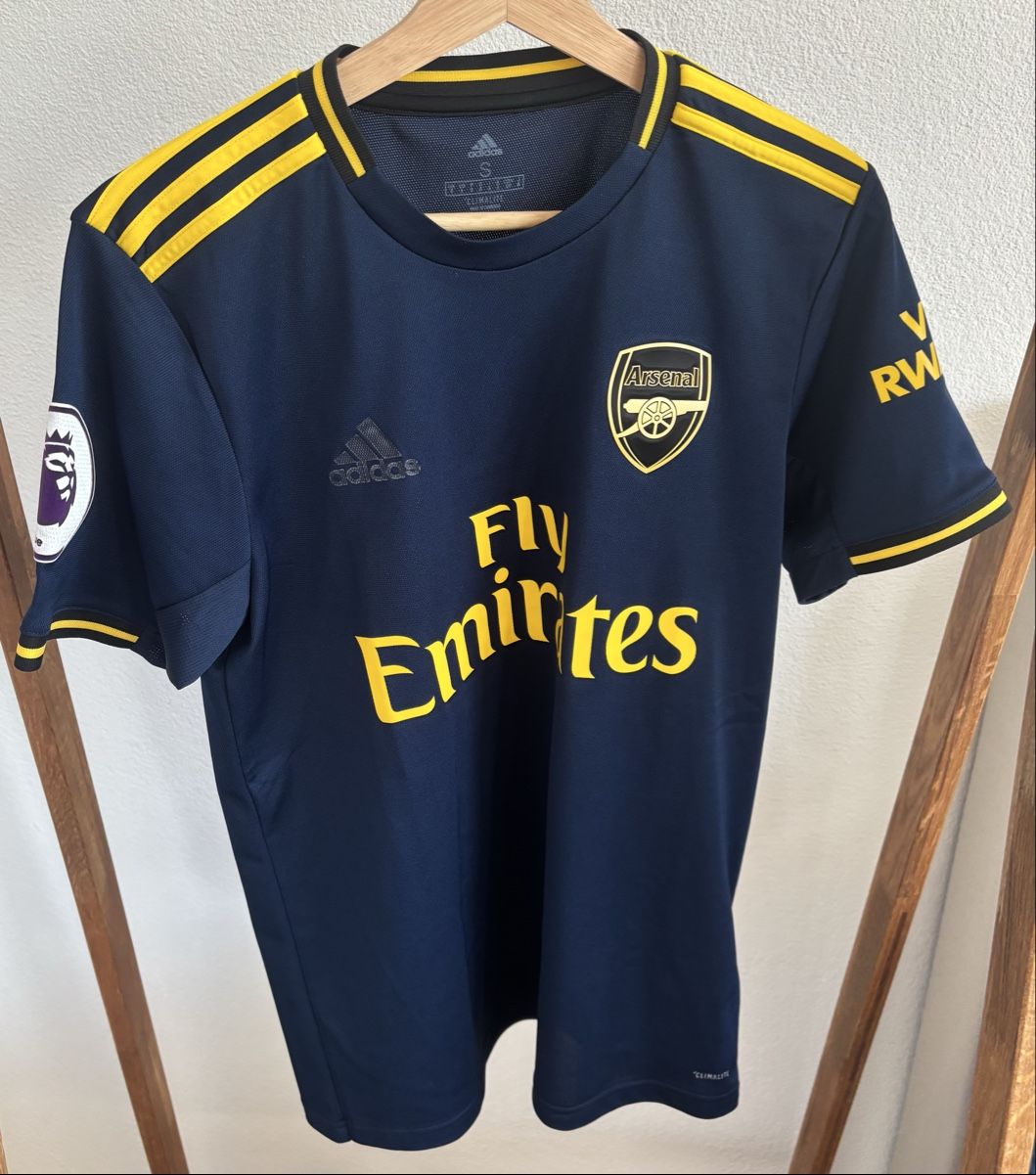 Arsenal Canottiere & Pantaloni: Arsenal third 2019 jersey size S – Usato da Zürich venduto da william933